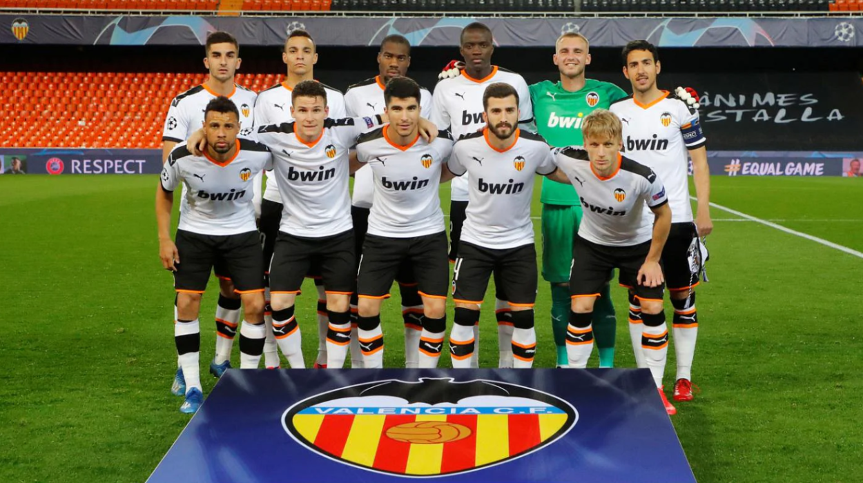 Valencia bất ngờ trỗi dậy và được đánh giá là có khả năng cạnh tranh với đối thủ ở các vị trí ca