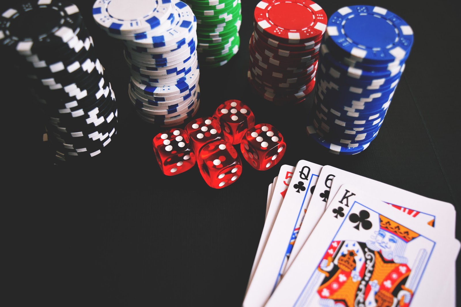 Các Loại Game Bài Poker Phổ Biến hiện nay