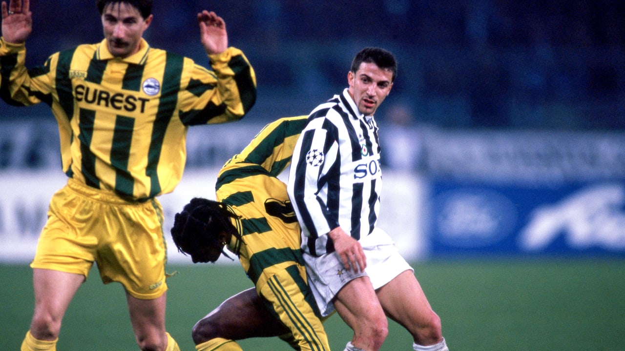 Nantes vs Juventus là hai đội bóng có cuộc chạm trán thường xuyên trên sân cỏ