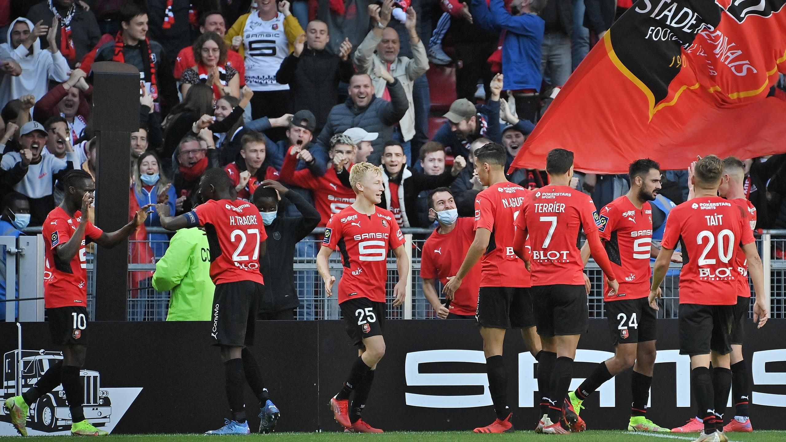 Rennes thi đấu chưa ổn định